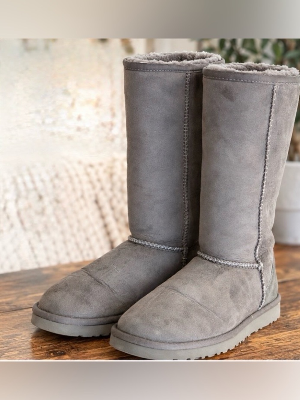 UGG Australia Classic Tall 5815 Grey Suede Shearling Boots – Women’s 7